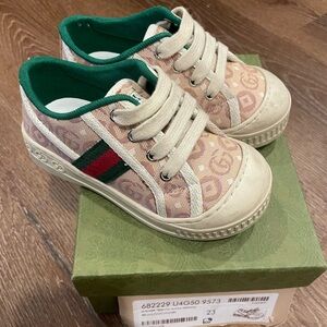 Gucci Kids Sneakers in Cream and Green